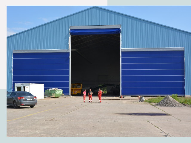 Ангарные ворота в Прохладный от СтальСтрой-Прх по цене 650 руб.